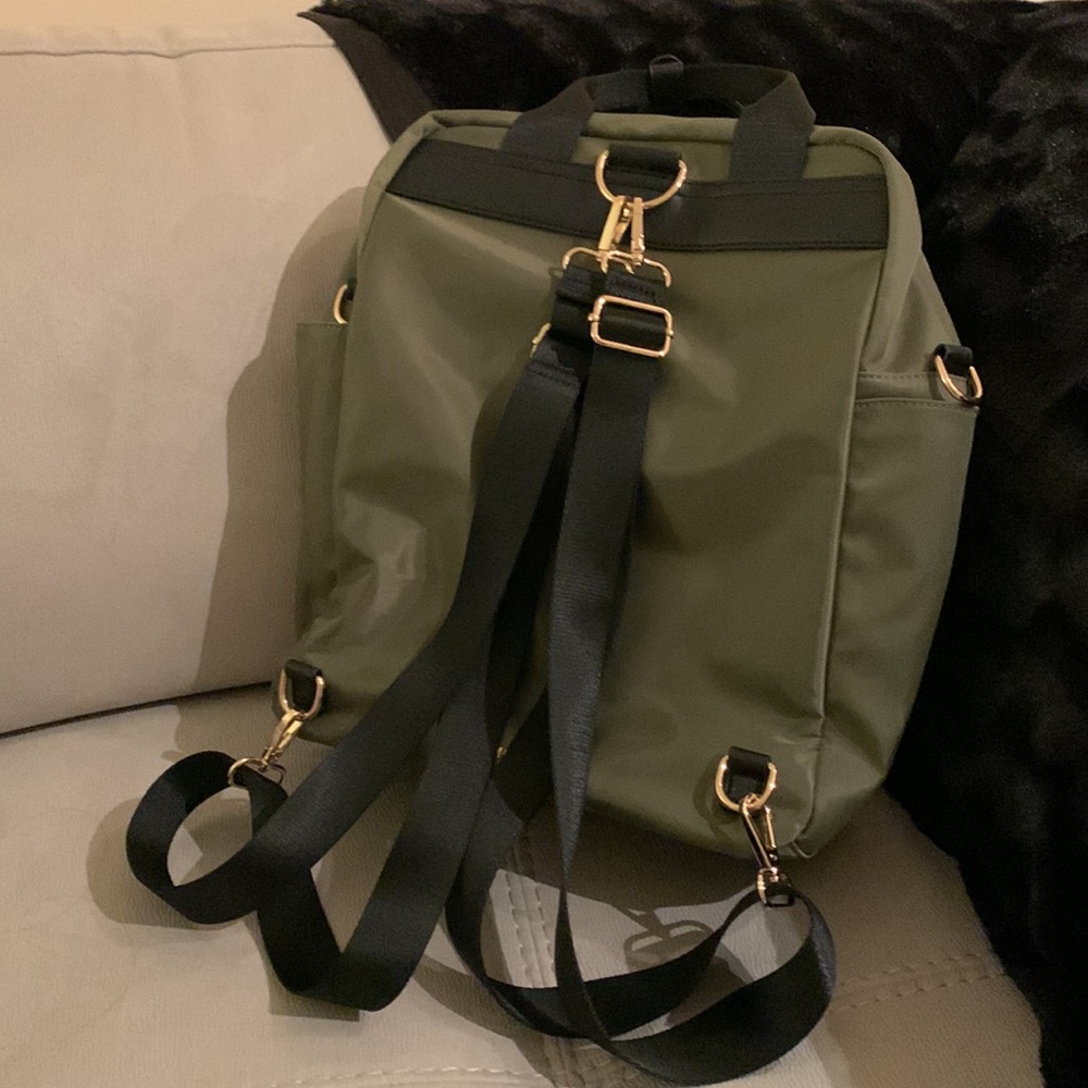 Olive backpack - Picture 2 of 5